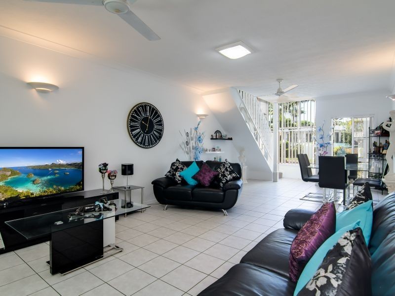 3/70-72 Cedar Road, Palm Cove QLD 4879