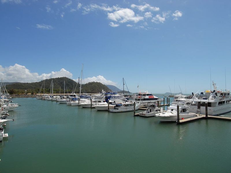 10/31-33 Sims Esplanade, Yorkeys Knob QLD 4878