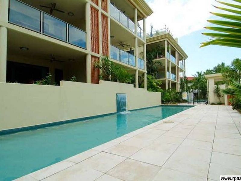 9/31-33 Sims Esplanade, Yorkeys Knob QLD 4878