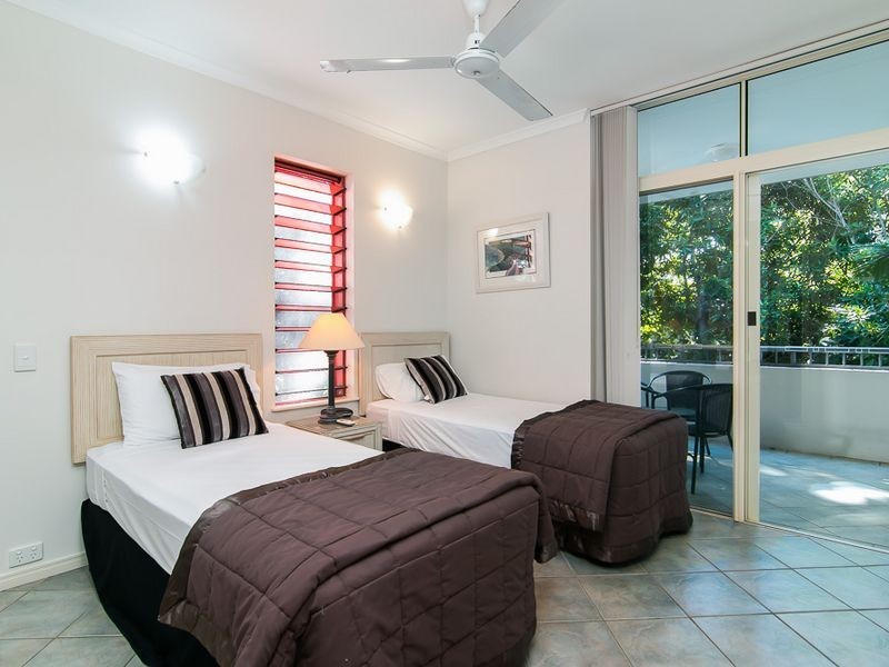 30/23-25 Veivers Road, Palm Cove QLD 4879