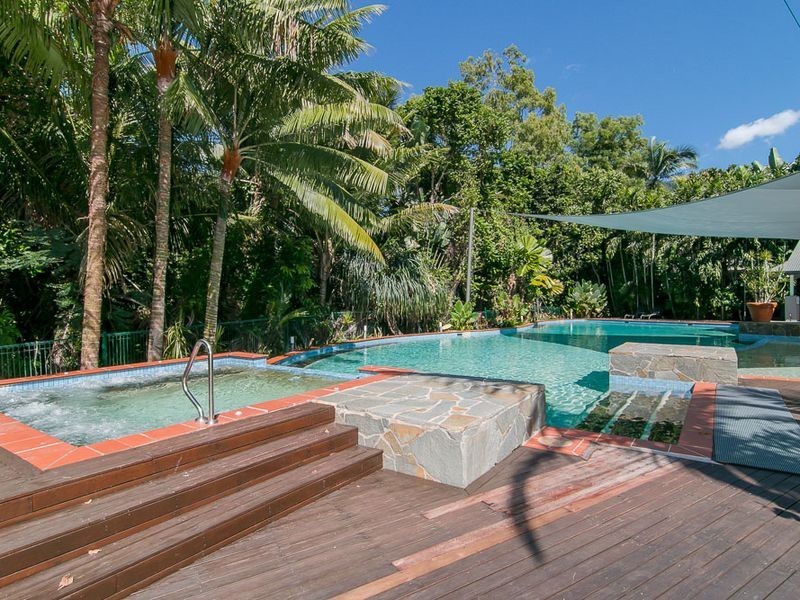 30/23-25 Veivers Road, Palm Cove QLD 4879
