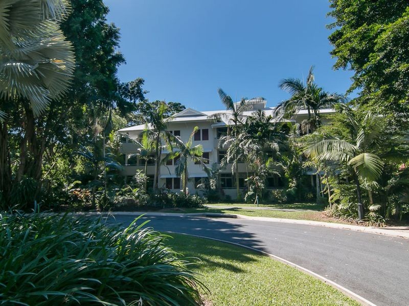 30/23-25 Veivers Road, Palm Cove QLD 4879