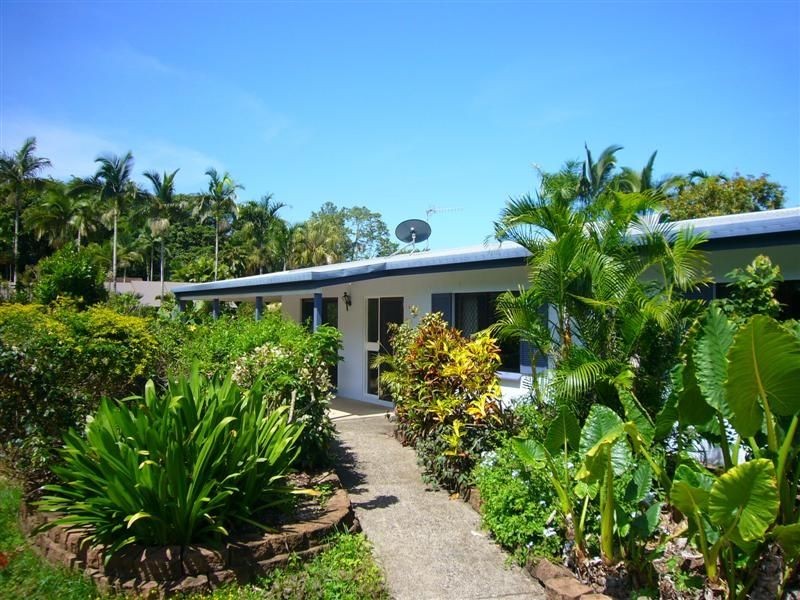 18 Grampian Close, Smithfield QLD 4878