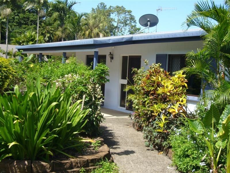 18 Grampian Close, Smithfield QLD 4878