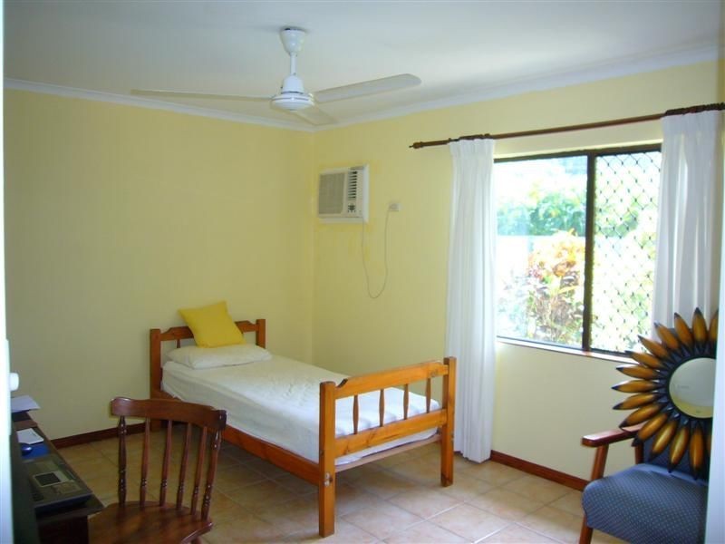 18 Grampian Close, Smithfield QLD 4878