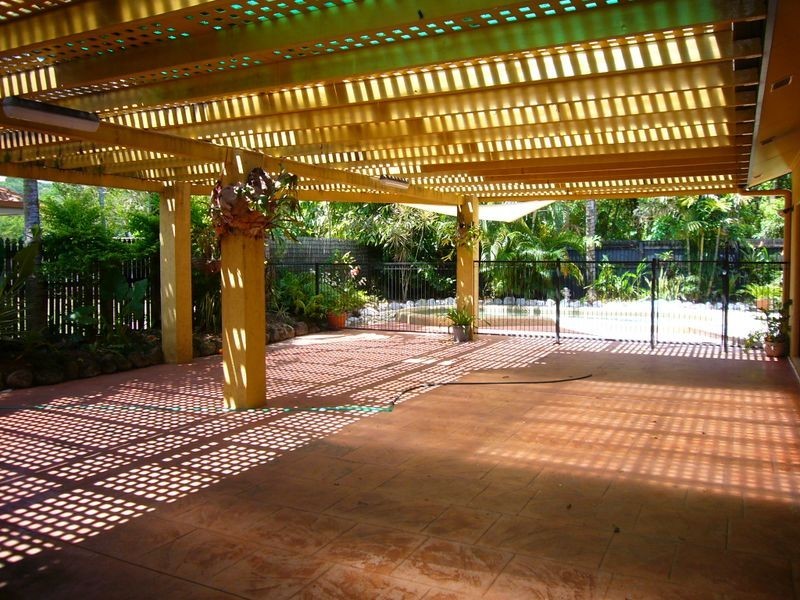 26 Meander Close, Brinsmead QLD 4870