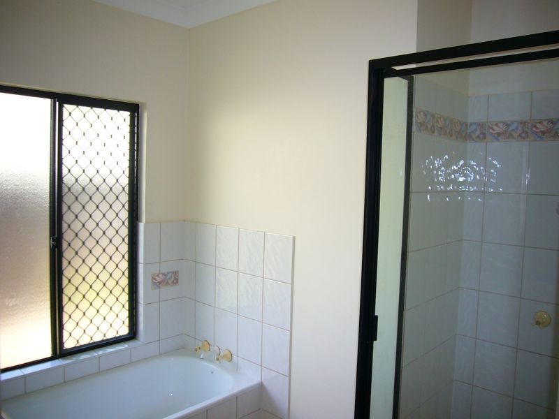 26 Meander Close, Brinsmead QLD 4870