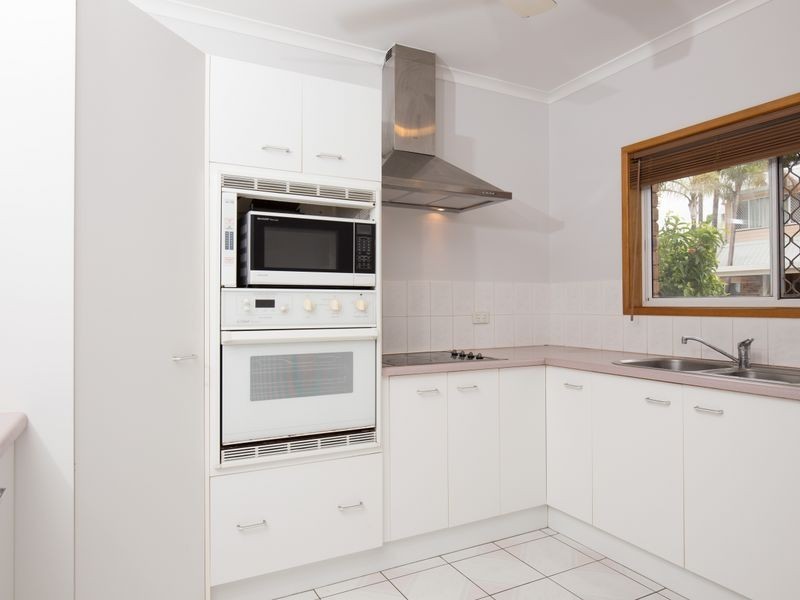 4/77-79 Moore Street, Trinity Beach QLD 4879