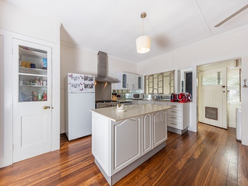 15 Caddy Street, Yorkeys Knob QLD 4878