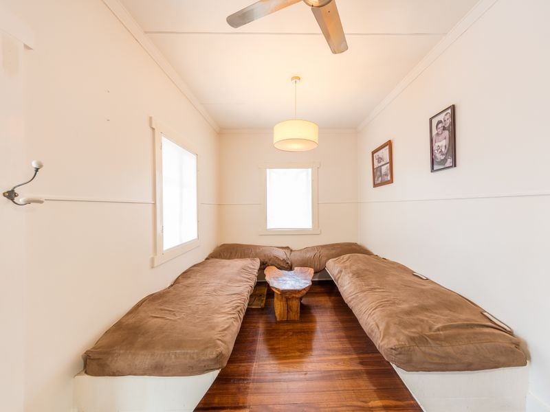 15 Caddy Street, Yorkeys Knob QLD 4878