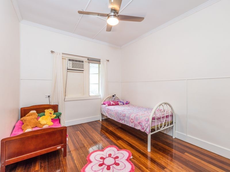 15 Caddy Street, Yorkeys Knob QLD 4878