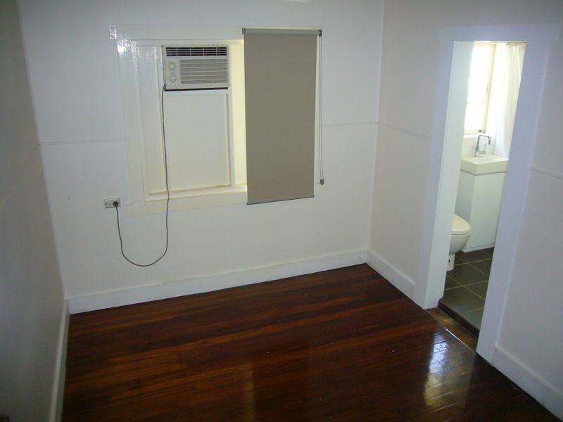 15 Caddy Street, Yorkeys Knob QLD 4878