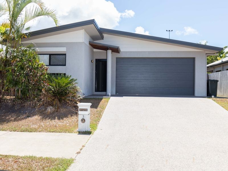 3 Thooleer Vista, Trinity Park QLD 4879