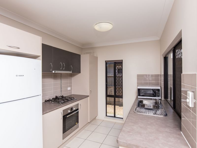 3 Thooleer Vista, Trinity Park QLD 4879