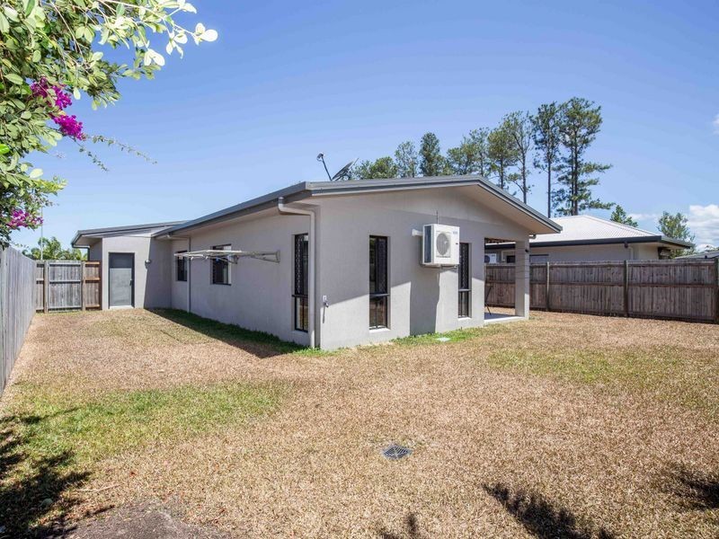 3 Thooleer Vista, Trinity Park QLD 4879