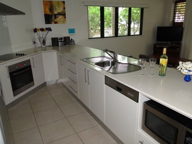 1/31 Sims Esplanade, Yorkeys Knob QLD 4878