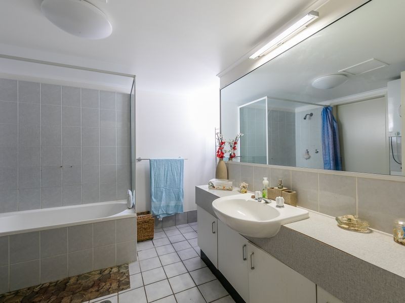 1/91-93 Moore Street, Trinity Beach QLD 4879