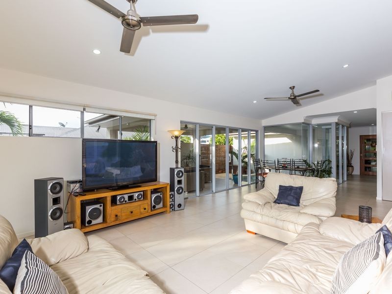 102 Harbour Drive, Trinity Park QLD 4879