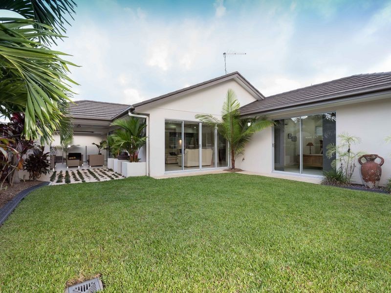 102 Harbour Drive, Trinity Park QLD 4879