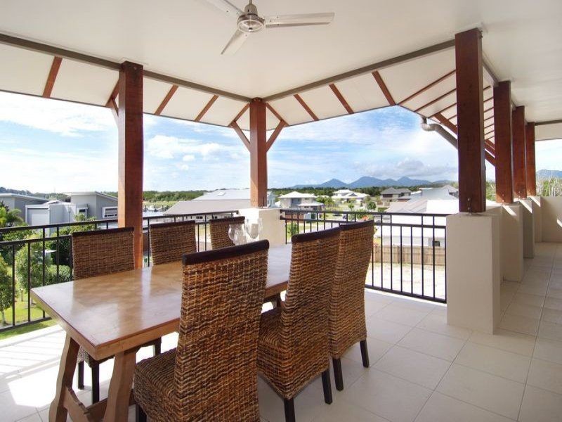 7/90 Harbour Drive, Trinity Park QLD 4879