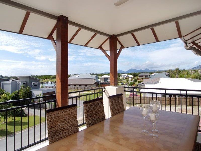 7/90 Harbour Drive, Trinity Park QLD 4879
