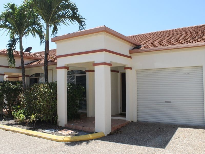 5/9-11 Oyster Court, Trinity Beach QLD 4879