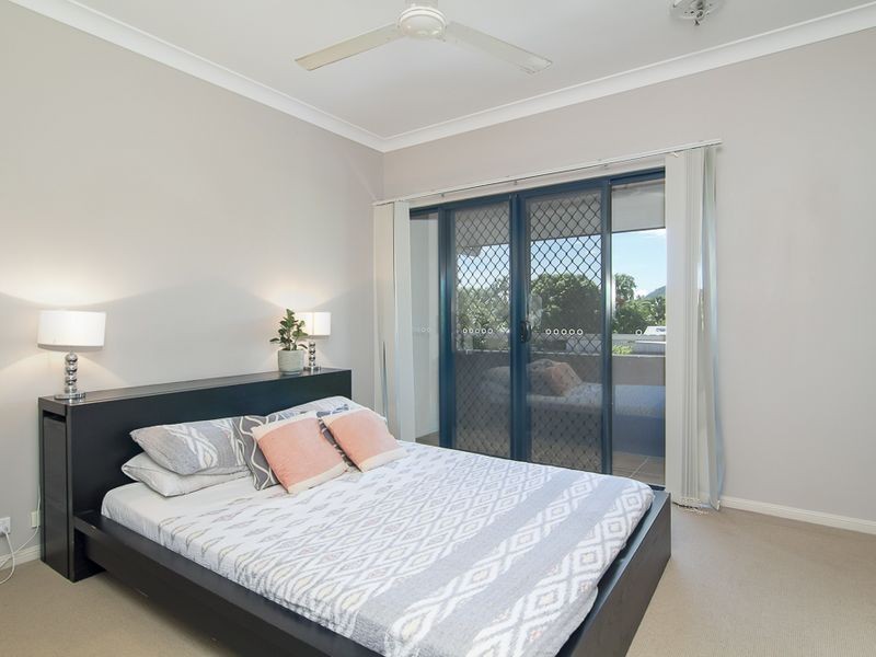 2/1766 Captain Cook Highway, Clifton Beach QLD 4879