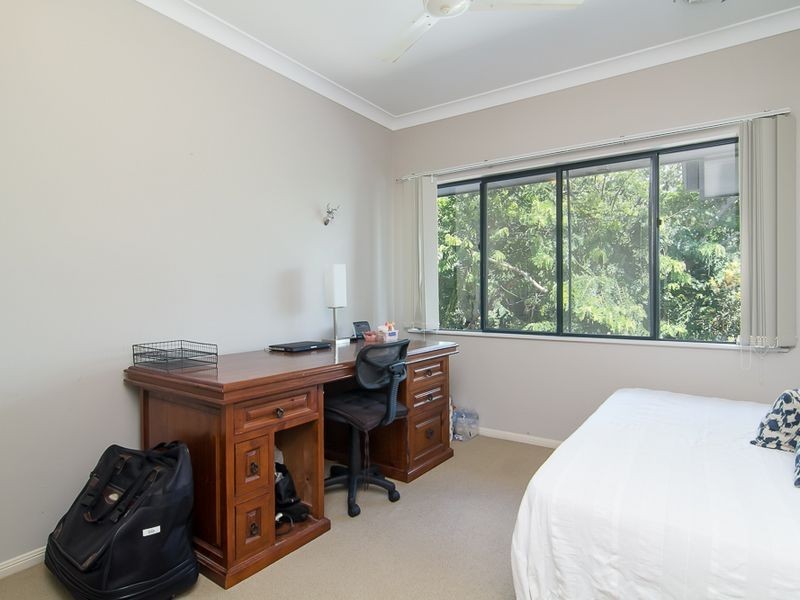 2/1766 Captain Cook Highway, Clifton Beach QLD 4879