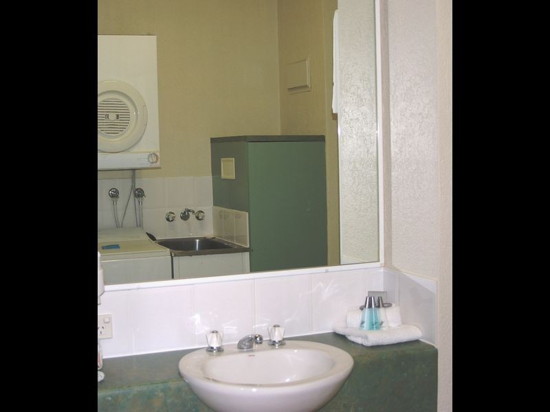 6/6-8 Triton Street, Palm Cove QLD 4879