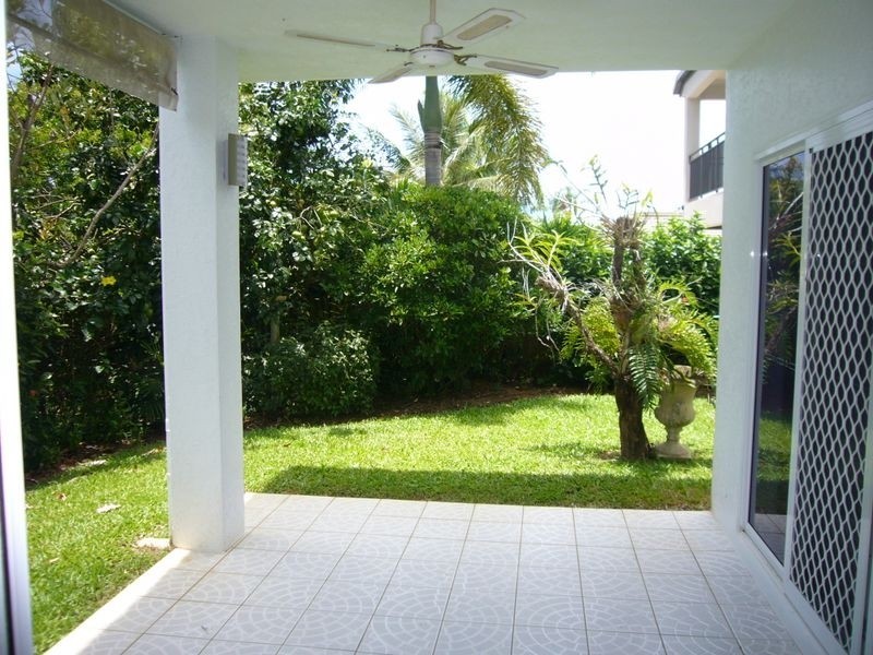 5/70 Cedar Road, Palm Cove QLD 4879