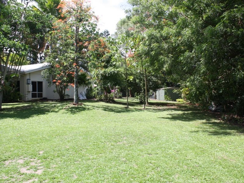 9-11 Nicholas Street, Clifton Beach QLD 4879