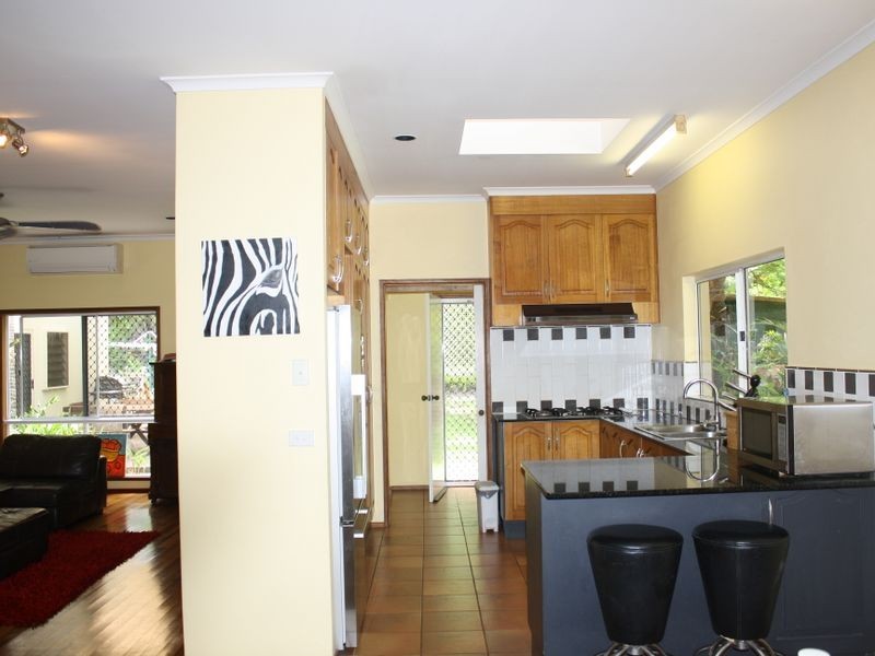 9-11 Nicholas Street, Clifton Beach QLD 4879