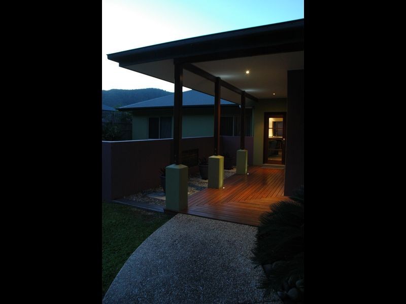 26 Moore Road, Kewarra Beach QLD 4879