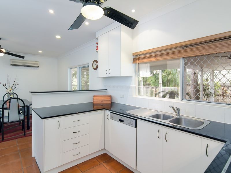 36 Yule Avenue, Clifton Beach QLD 4879