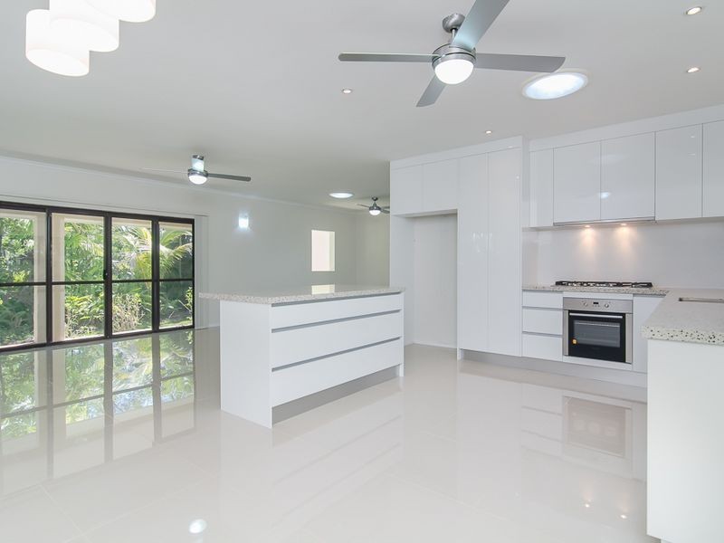 3 Thetford Close, Clifton Beach QLD 4879