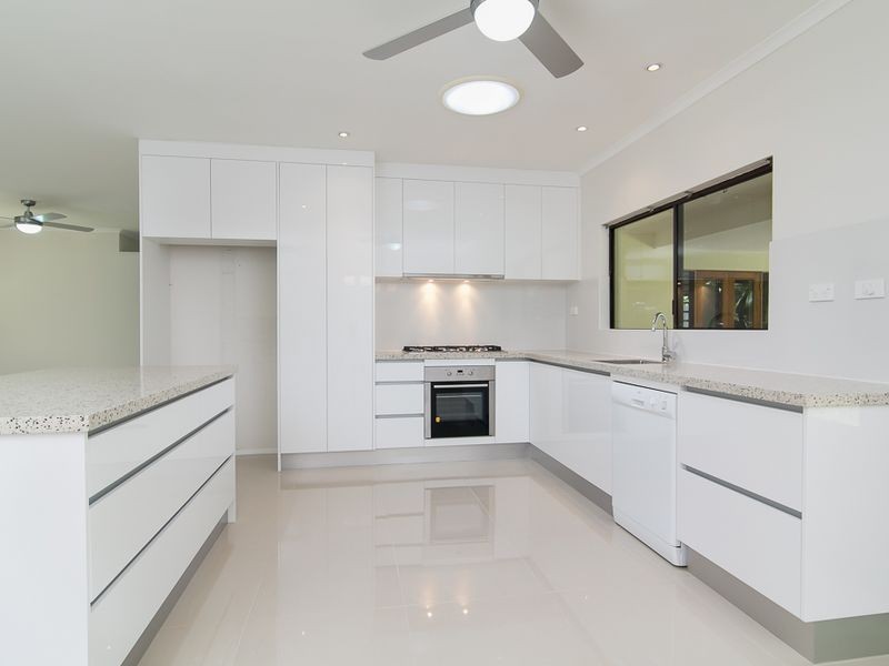 3 Thetford Close, Clifton Beach QLD 4879