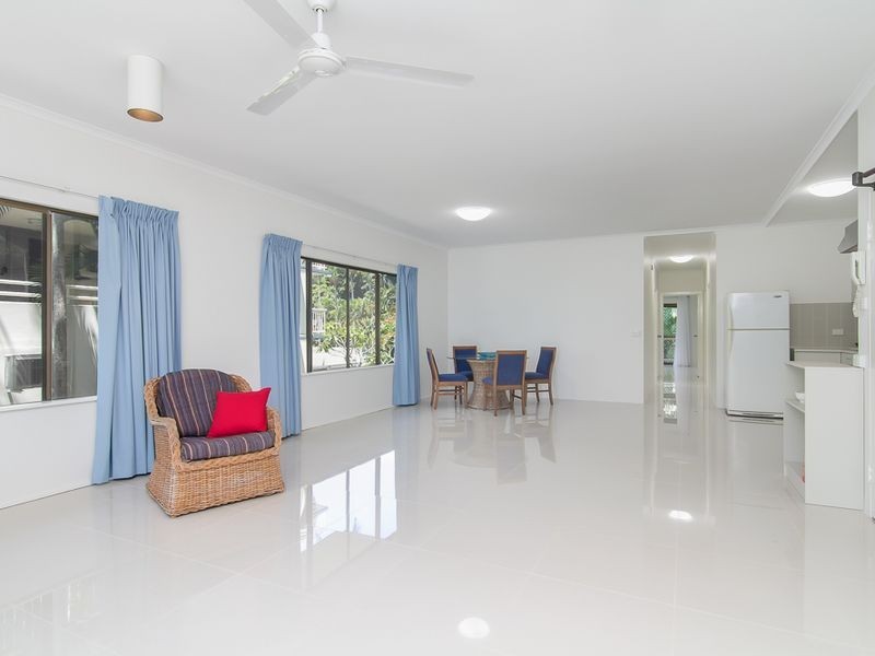 1/127 Arlington Esplanade, Clifton Beach QLD 4879