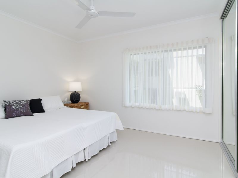 1/127 Arlington Esplanade, Clifton Beach QLD 4879