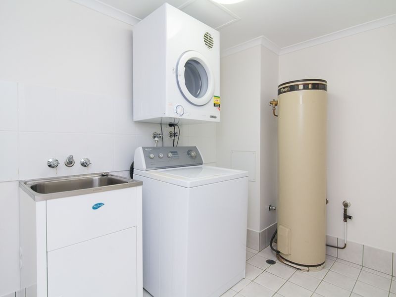 1/127 Arlington Esplanade, Clifton Beach QLD 4879