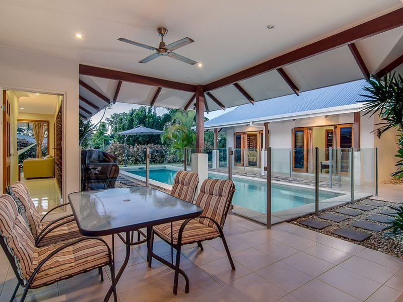 13 Lagoon Drive, Trinity Beach QLD 4879