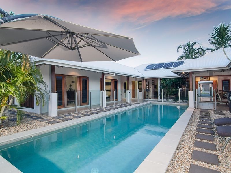 13 Lagoon Drive, Trinity Beach QLD 4879