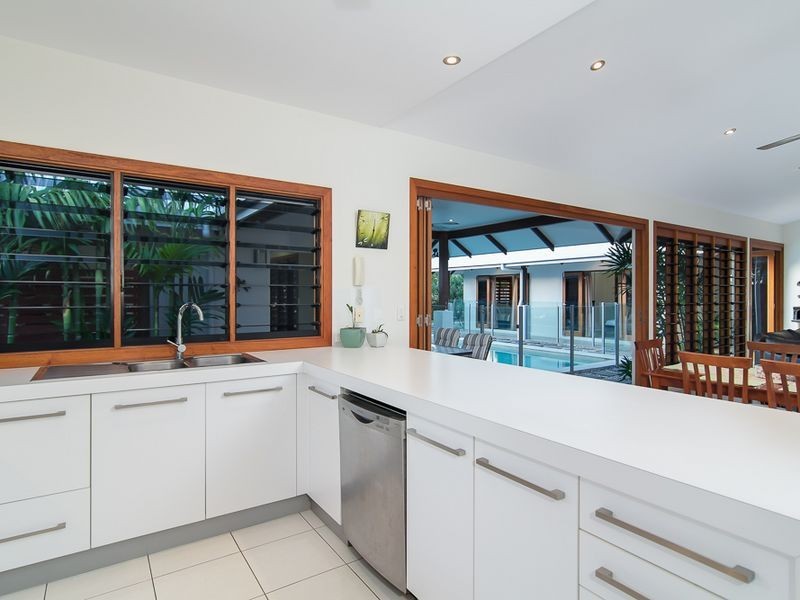 13 Lagoon Drive, Trinity Beach QLD 4879