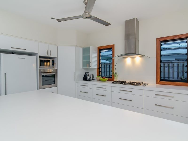 13 Lagoon Drive, Trinity Beach QLD 4879
