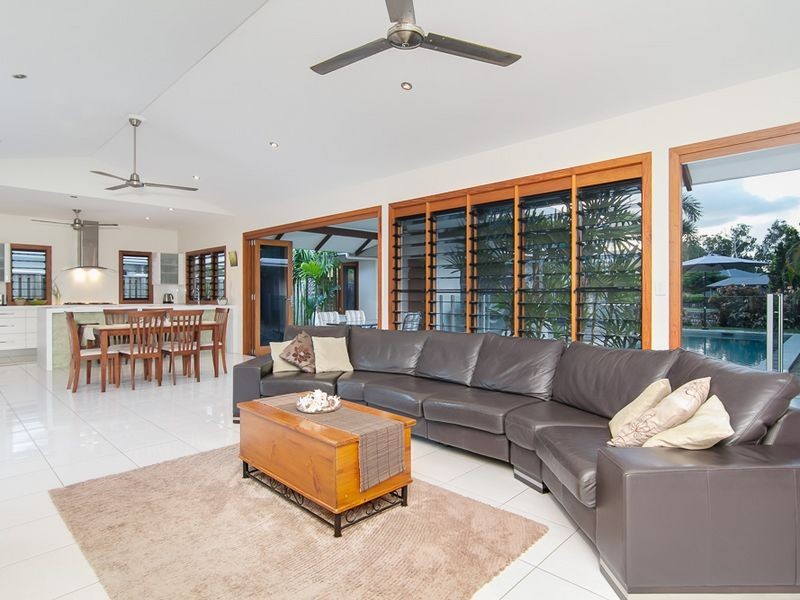 13 Lagoon Drive, Trinity Beach QLD 4879