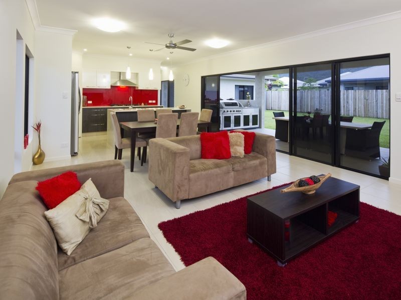 6 Sandridge Way, Smithfield QLD 4878