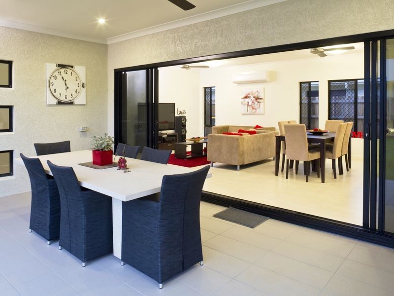 6 Sandridge Way, Smithfield QLD 4878