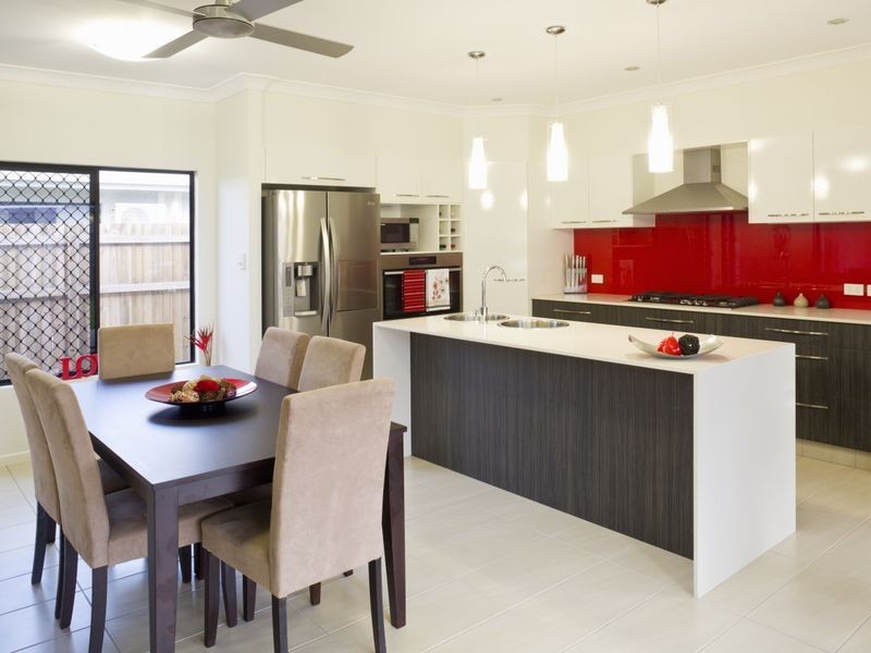 6 Sandridge Way, Smithfield QLD 4878
