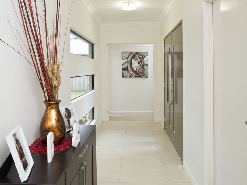 6 Sandridge Way, Smithfield QLD 4878