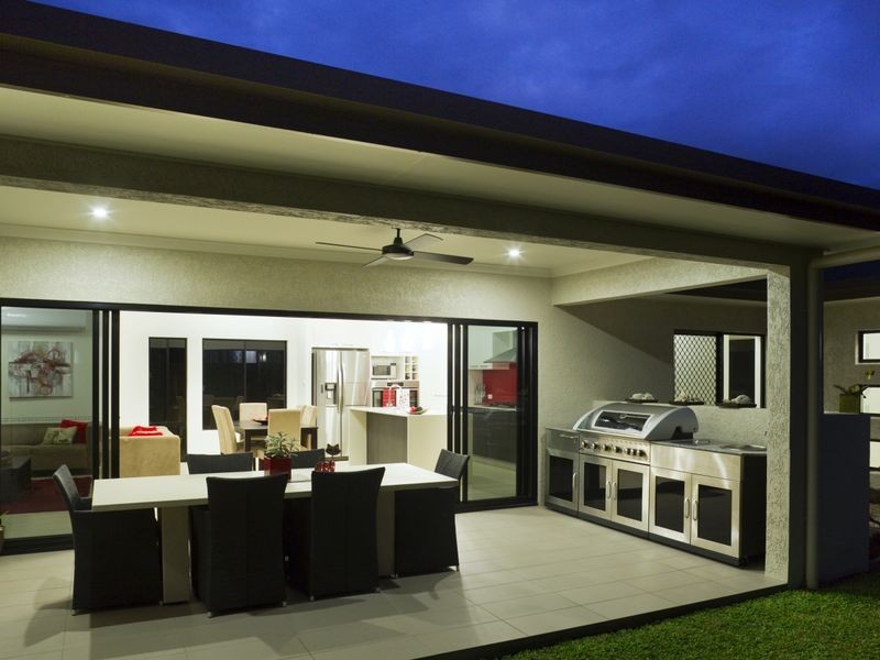 6 Sandridge Way, Smithfield QLD 4878