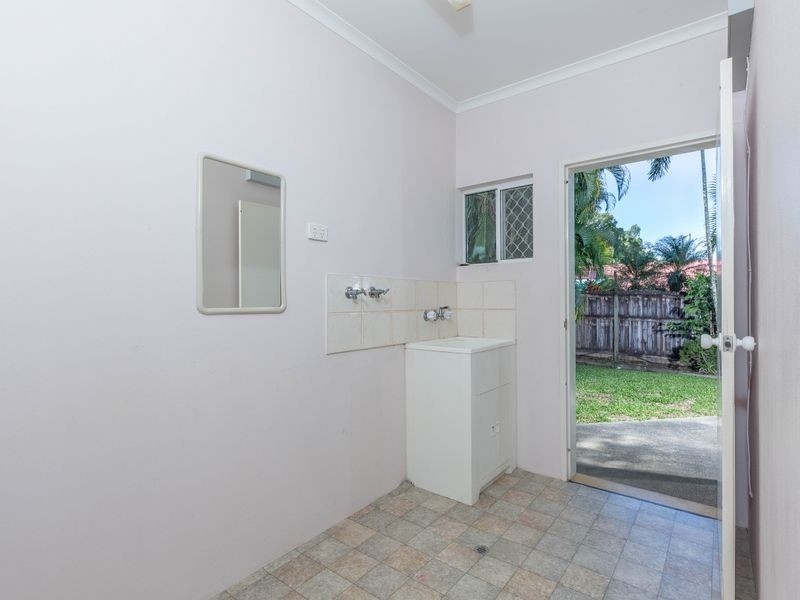 28 Lamb Street, Smithfield QLD 4878